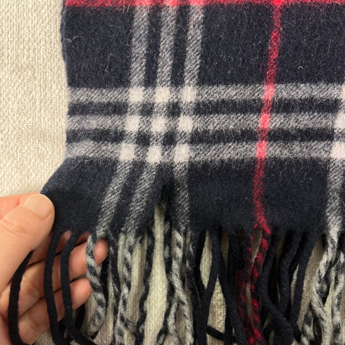 버버리 노바체크 램스울 네이비 머플러 상품이미지4