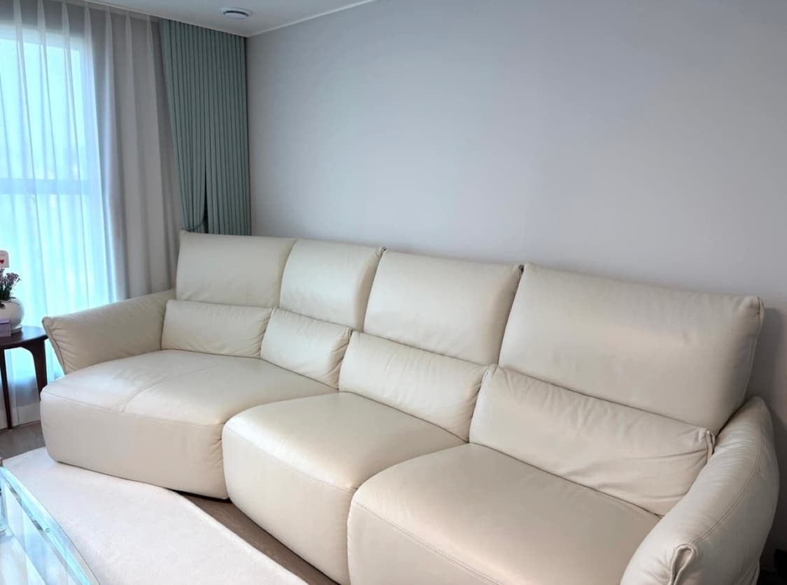 🛋️나뚜찌 웰비 소파 판매 ✨상태S급✨ 상품이미지2