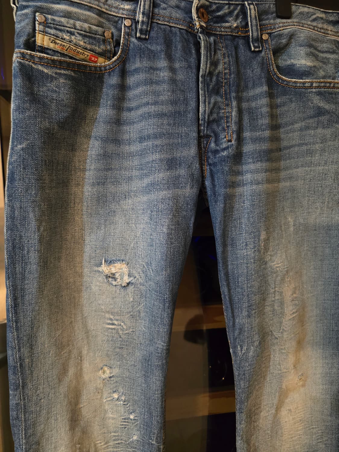 디젤 자티니 zatiny 32사이즈입니다. 상품이미지2