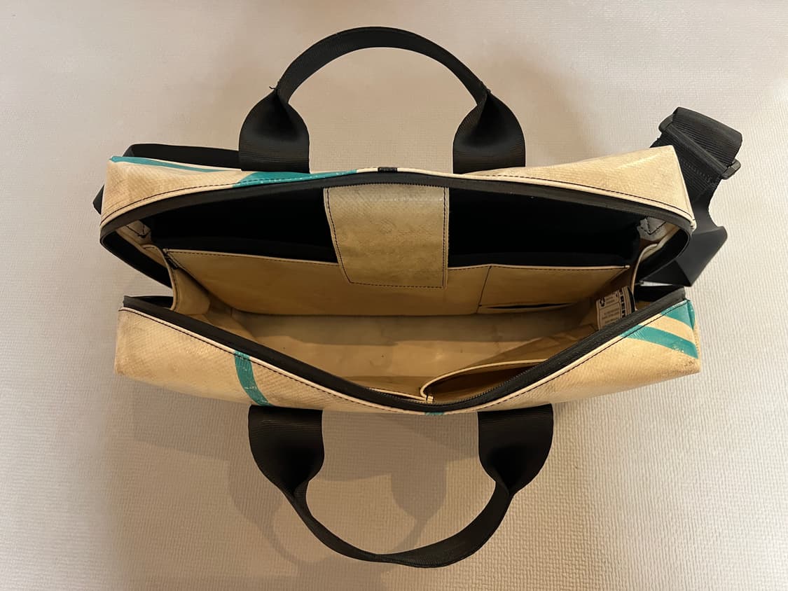 프라이탁 로이(화이트/민트) 상품이미지6