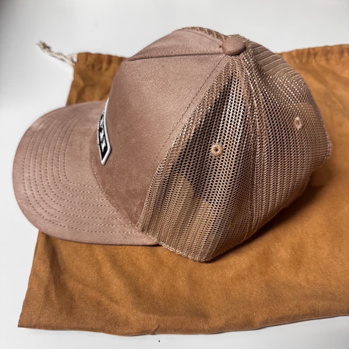 키스 스웨이드 트러커 캡 시어 상품이미지3