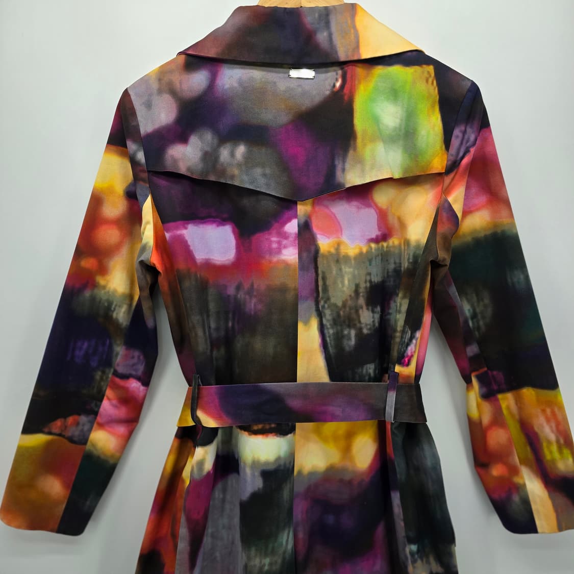 ESCADA 스포츠 멀티 컬러 패턴 벨트 코트 상품이미지8