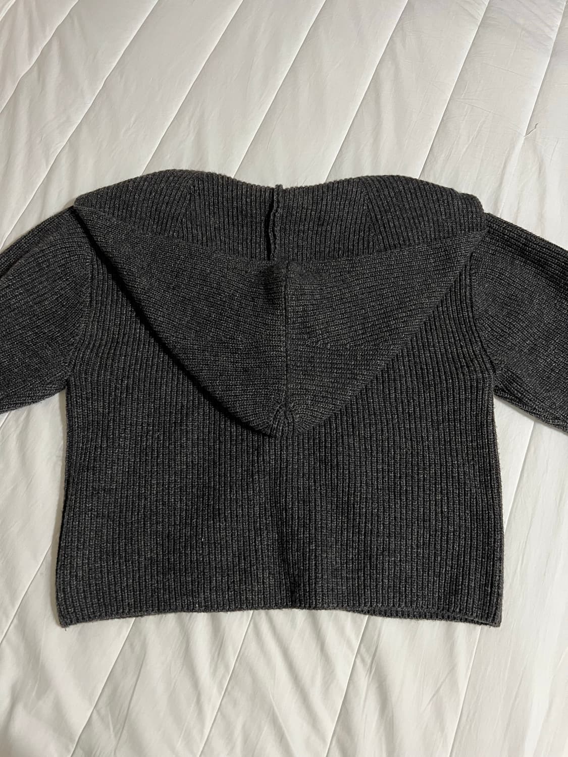 다이애그널 후드 니트 상품이미지3