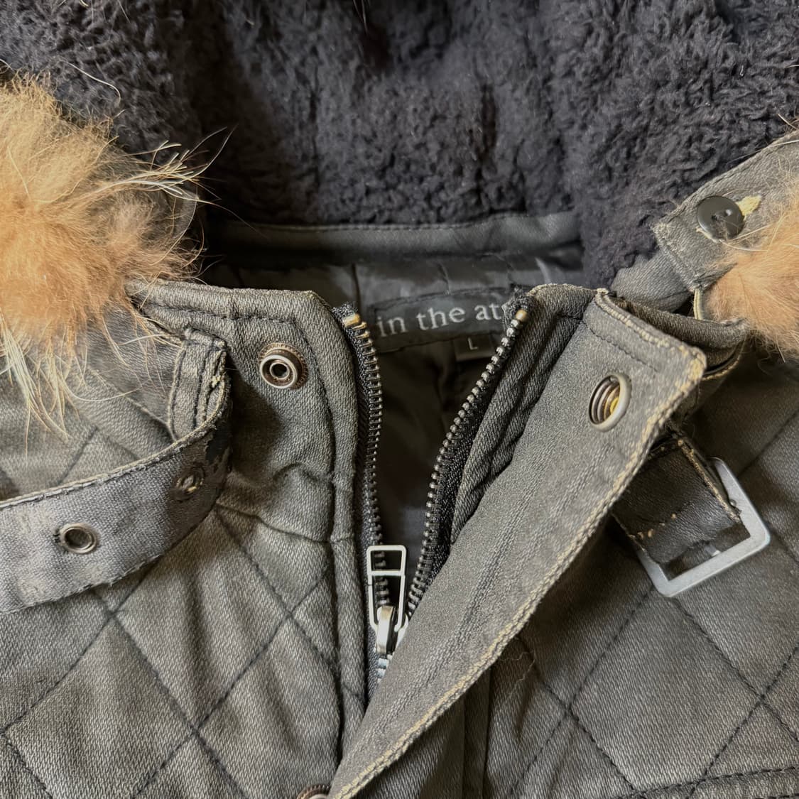 In the attic fur jacket 상품이미지2