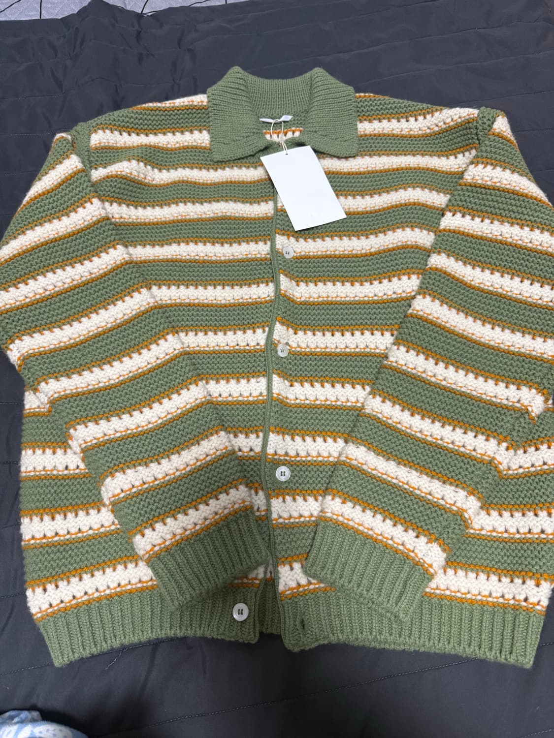 STU 울 카라 스트라이프 가디건 올리브그린 M 새상품 팝니다. 상품이미지2