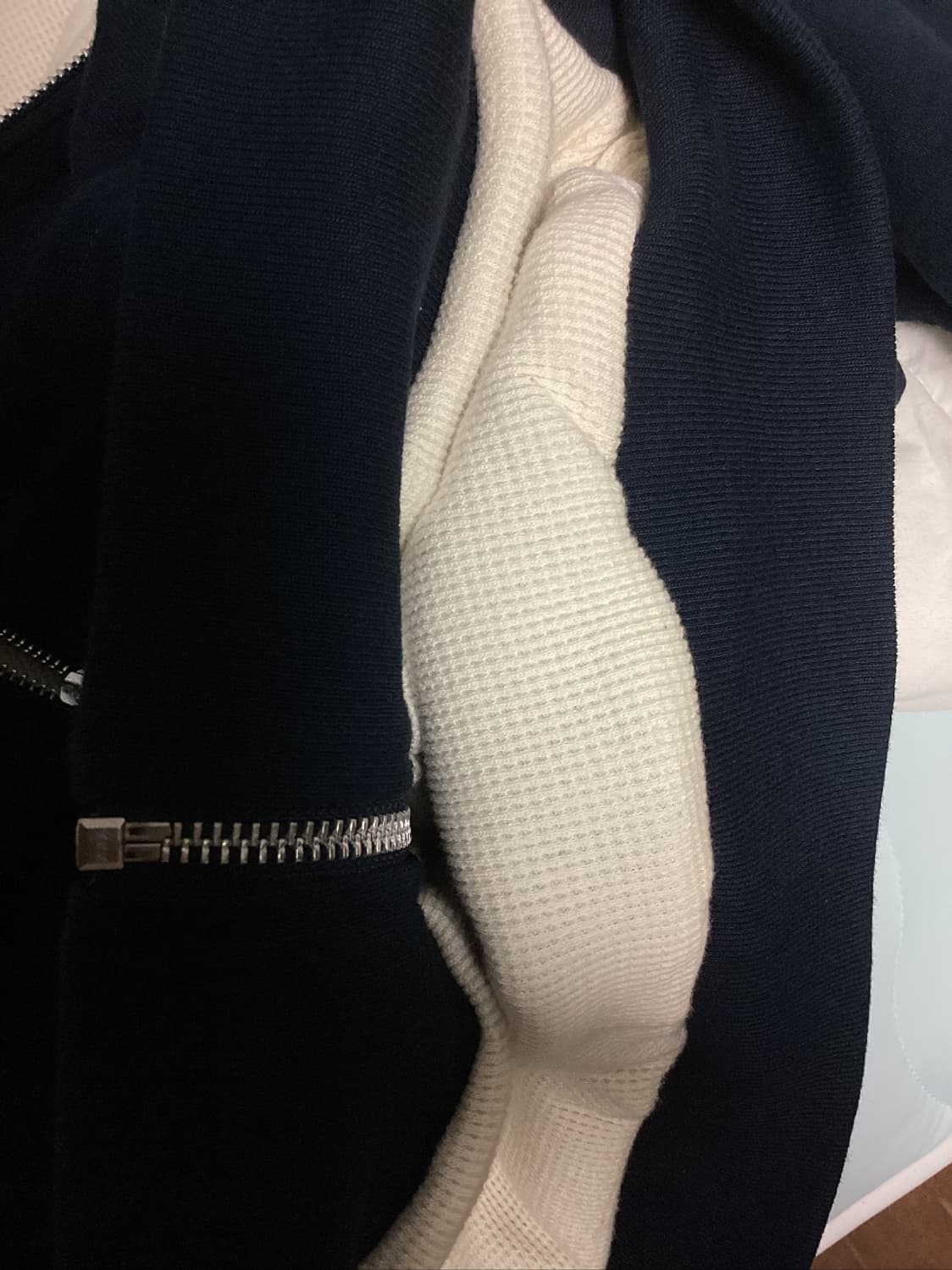 슈프림 아크써멀 후드집업 네이비  상품이미지4