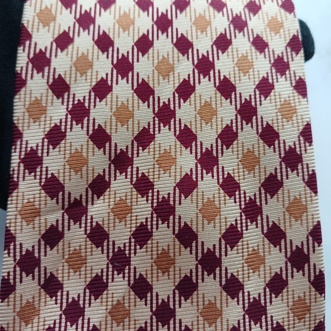 아쿠아스큐텀 실크 버건디 다이아 넥타이 9.8cm A등급  A18777
 상품이미지6