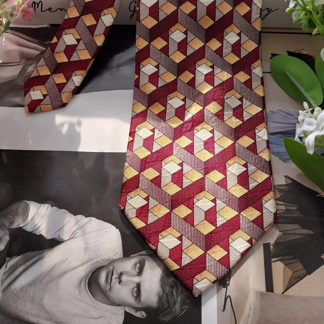 발망 버건디 지오메트릭 블록 실크 넥타이 9.8cm A등급 K1522
 상품이미지5