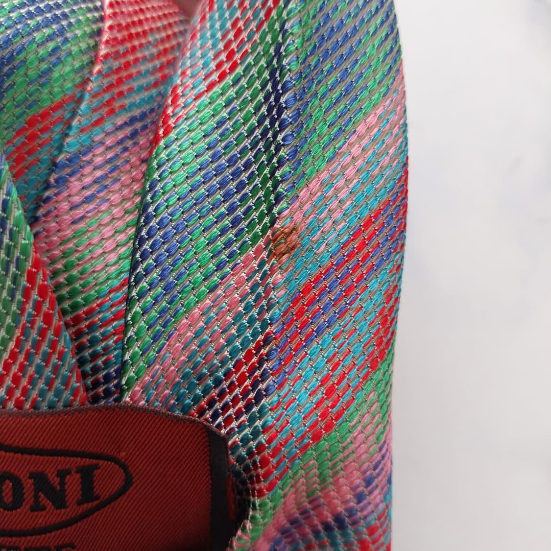 미쏘니 실크 핑크 멀티 스트라이프 넥타이 9.3cm A등급 K2124
 상품이미지9