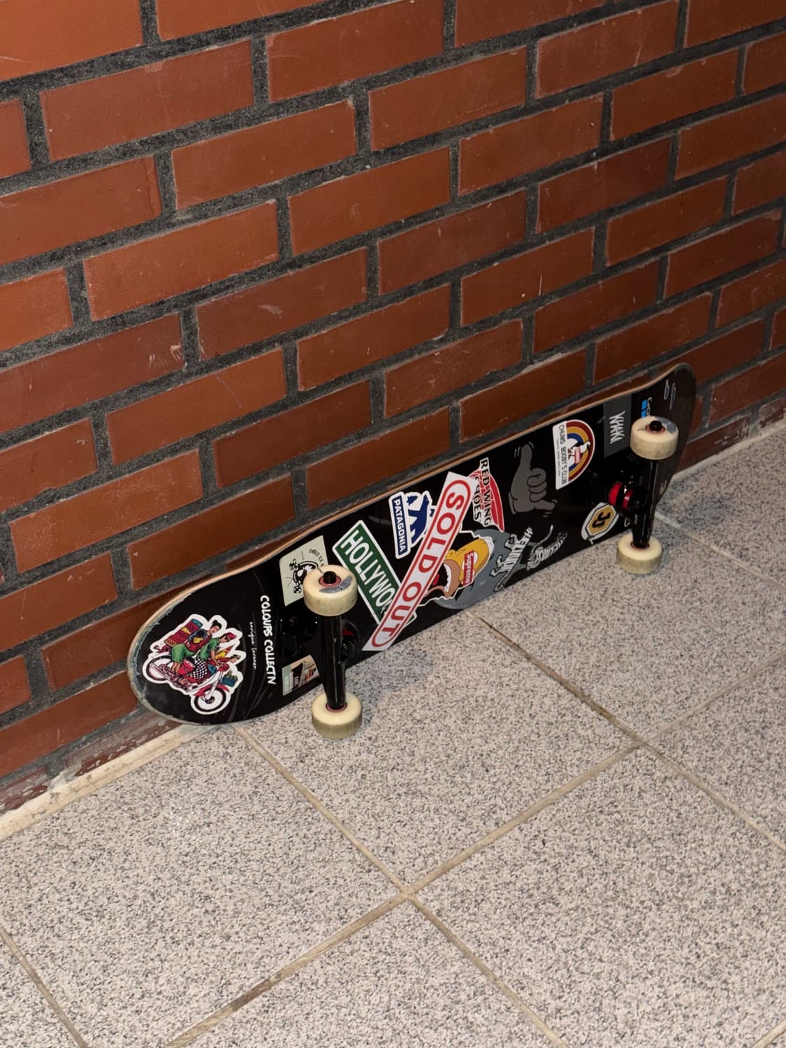 컬러즈 키츠네 엔리케 로렌조 8.2인치 스케이트보드 상품이미지3