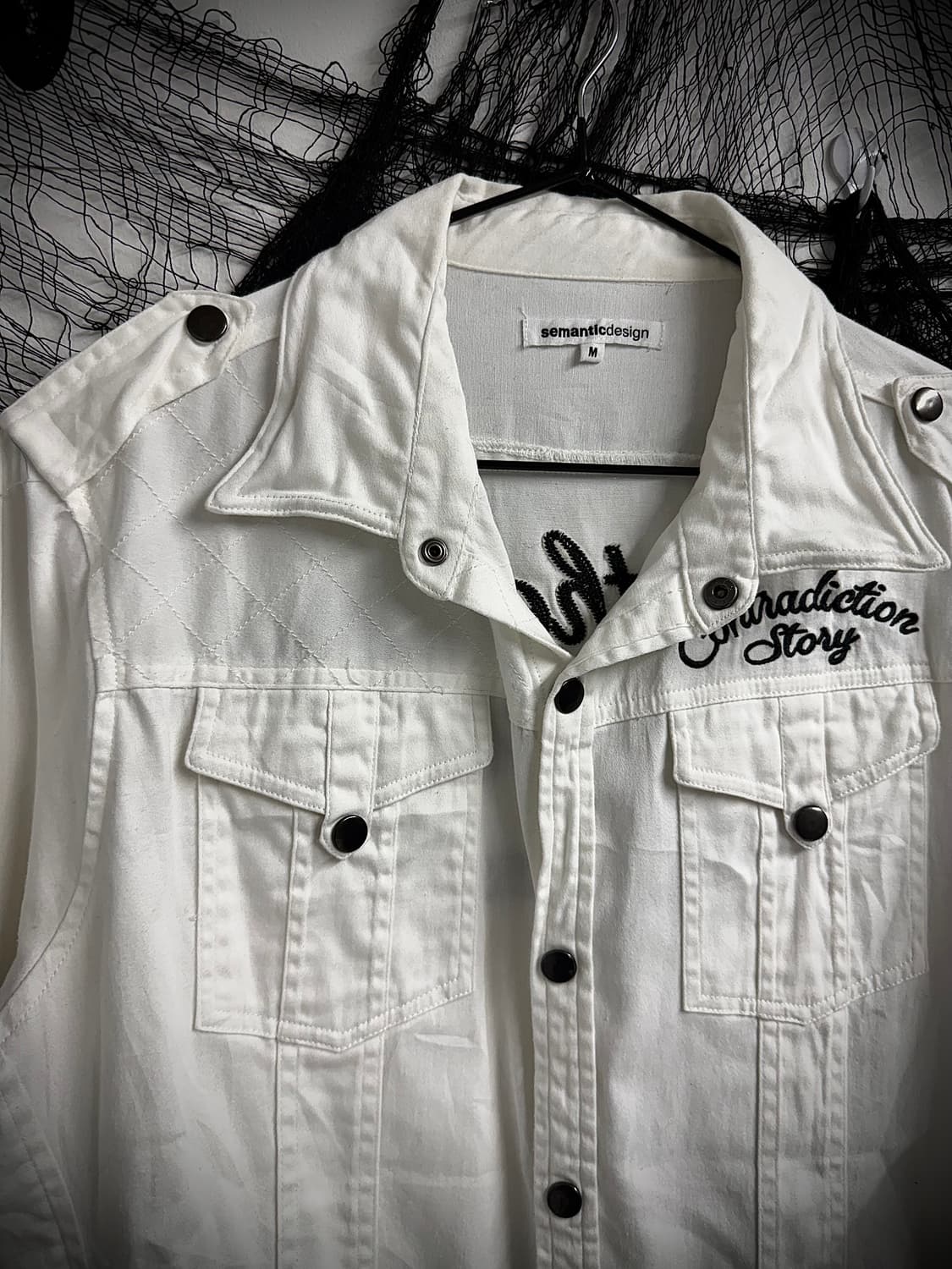 Semantic design embriodery shirts 상품이미지4