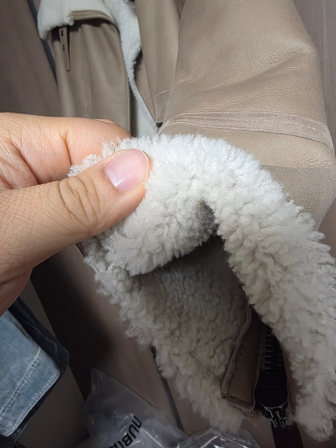 포르쉐 디자인 PORCHE DESIGN 무스탕 36사이즈
 상품이미지5