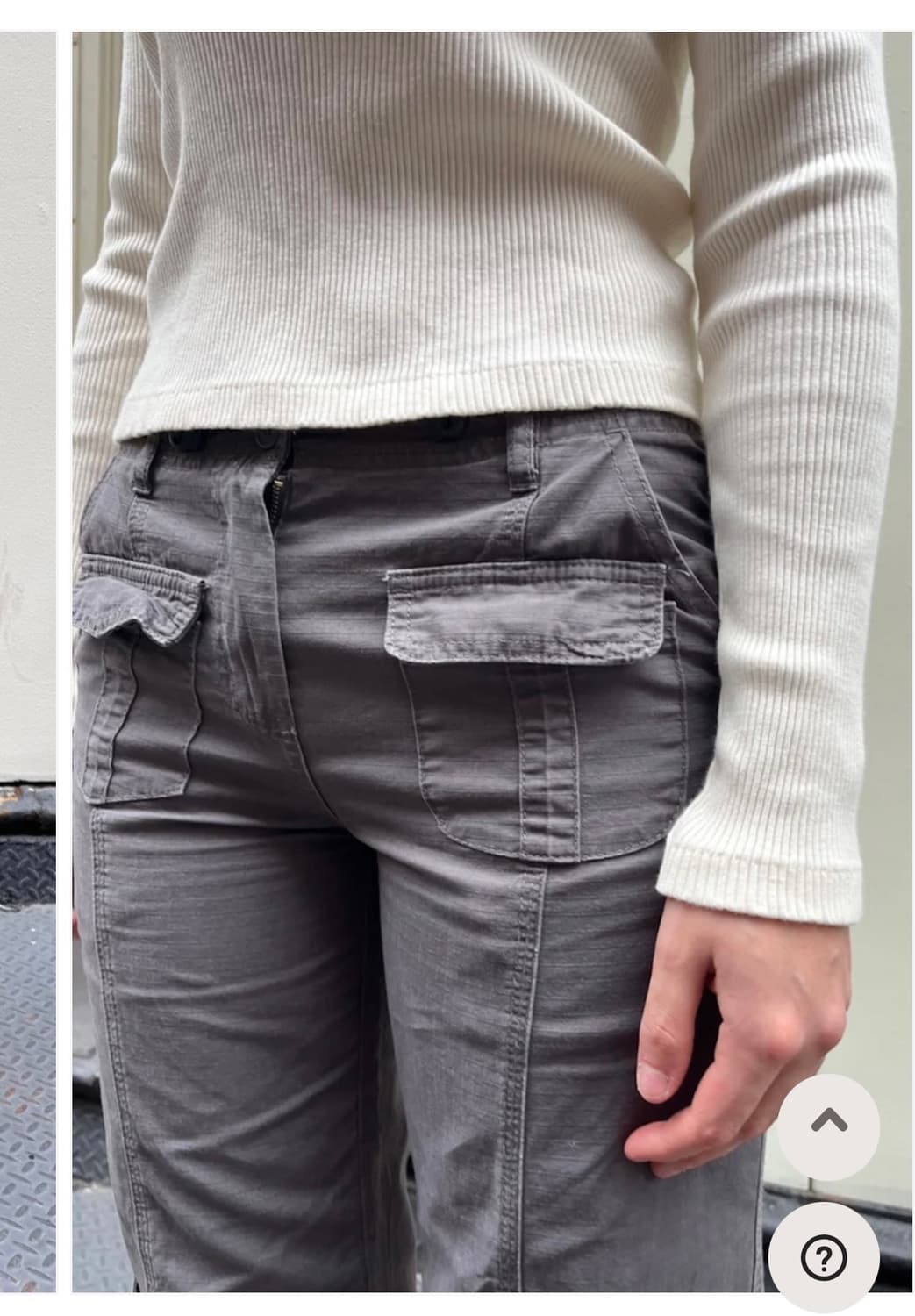 Brandy Melville kim cargo pants grey 상품이미지5