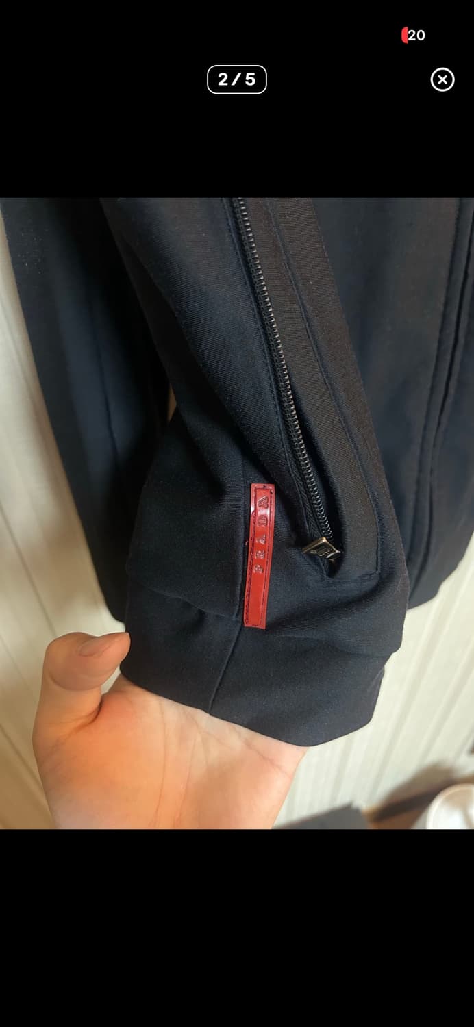 프라다 스포츠 넥 집업 자켓 상품이미지2