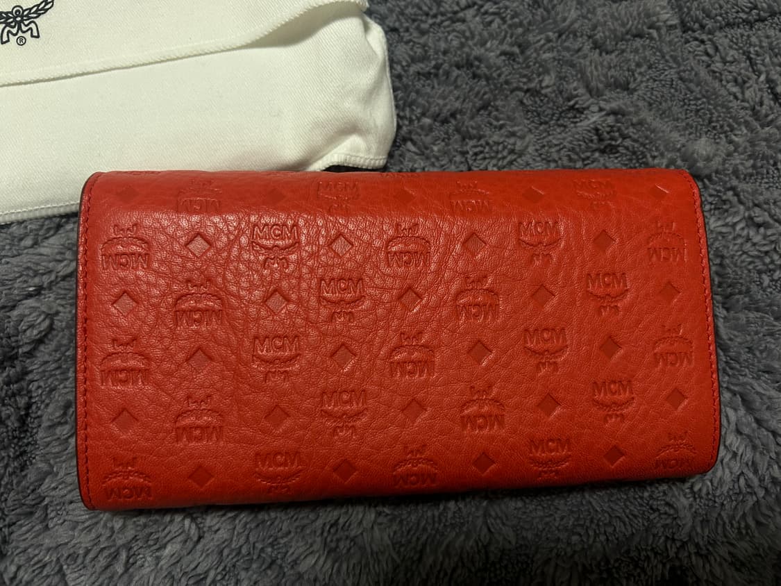 새상품) MCM엠씨엠 장지갑 오랜지 상품이미지3