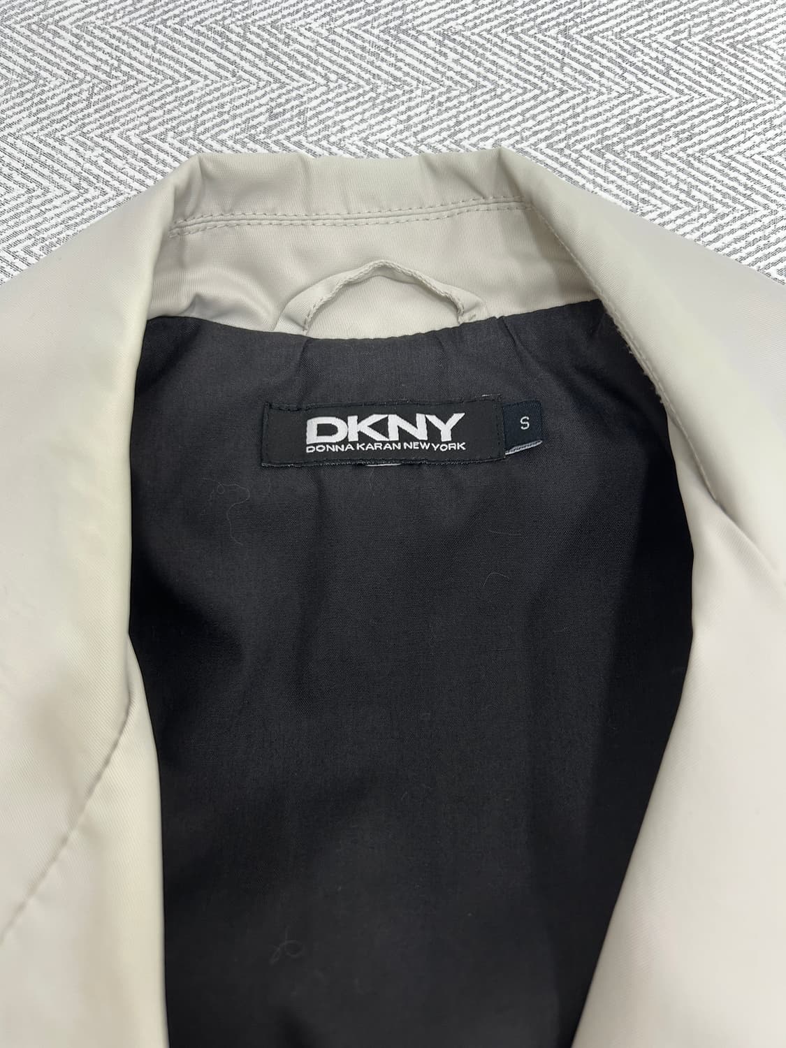 DKNY 남성 연회색 트렌치코트 95 상품이미지4
