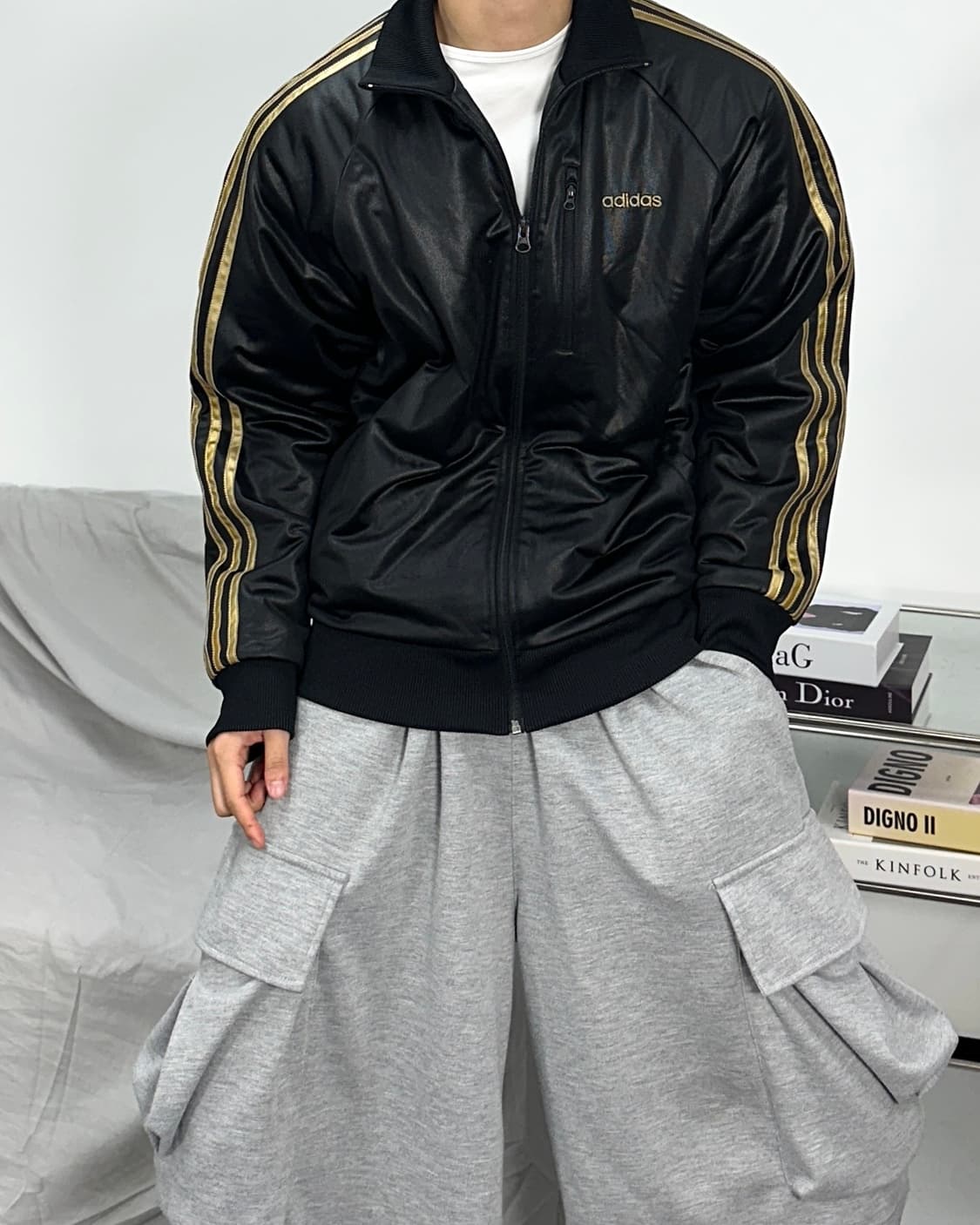 아디다스 블랙 골드 패딩 트랙탑 100 상품이미지2