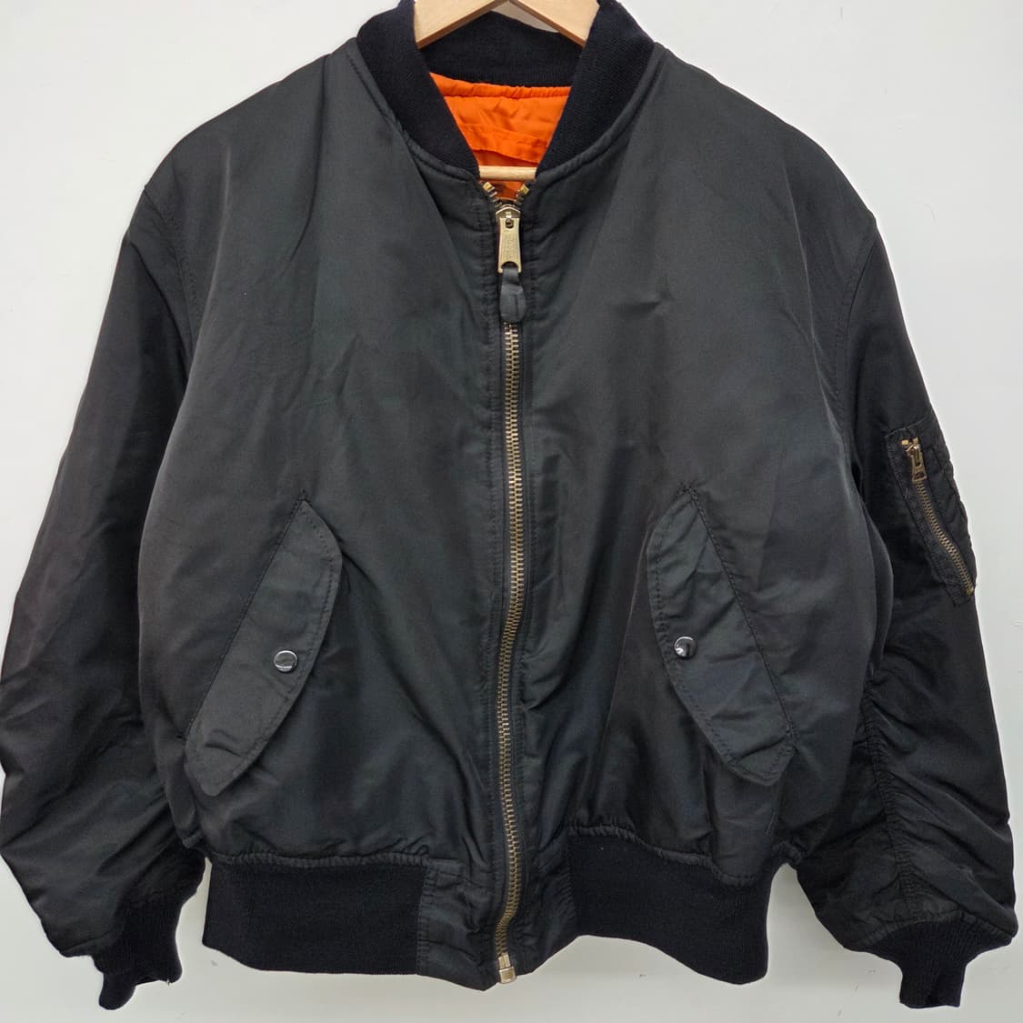 알파인더스트리 블랙 MA-1 항공점퍼 남L (리버시블) 상품이미지2