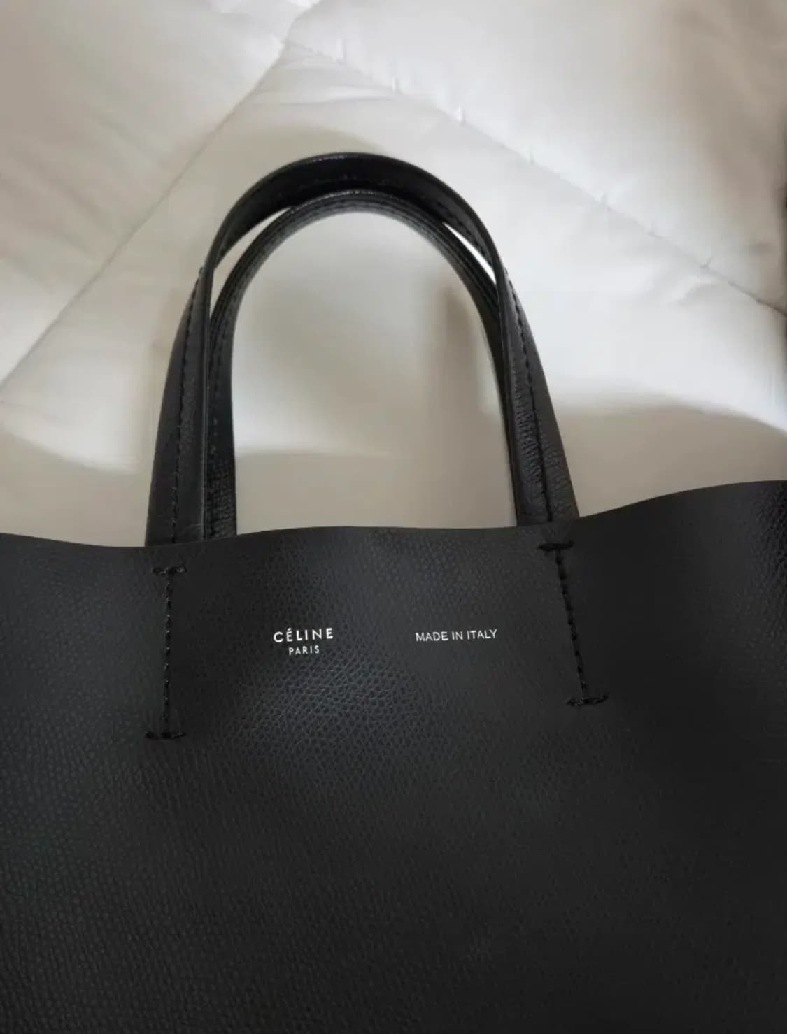 셀린느 카바스백 블랙 색상 상품이미지8