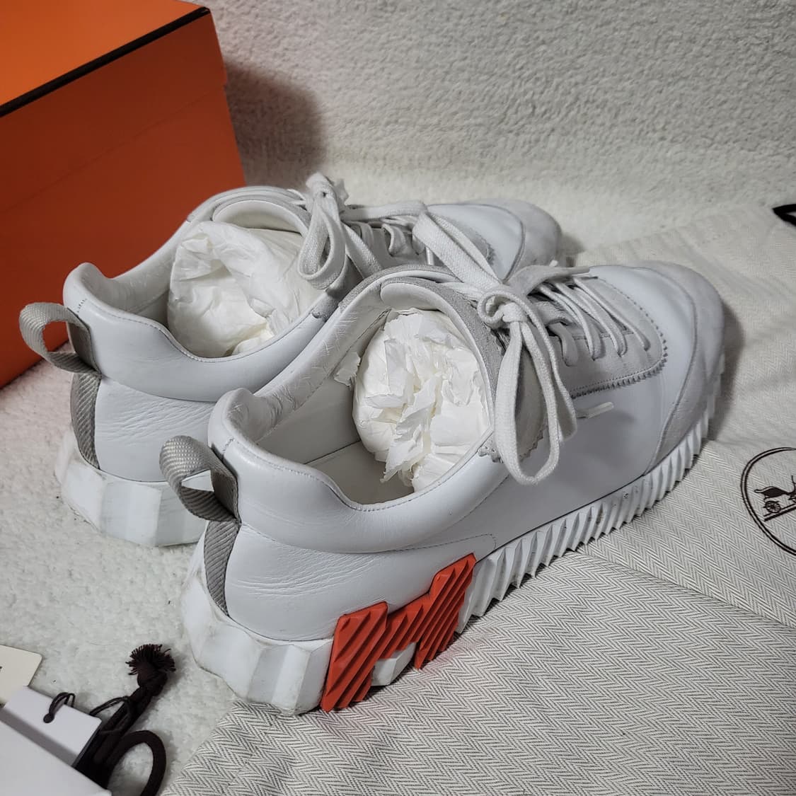 [풀구성] 42.5 / 에르메스 바운싱 스니커즈 블랑  상품이미지5