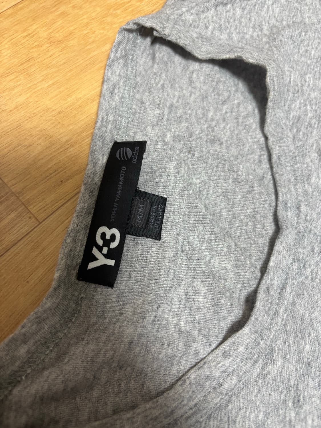 Y-3 회색 주머니 반팔 상품이미지2