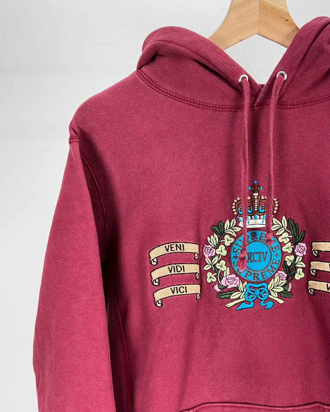 슈프림 16fw 크레스트 버건디 스웨트 후디 상품이미지2