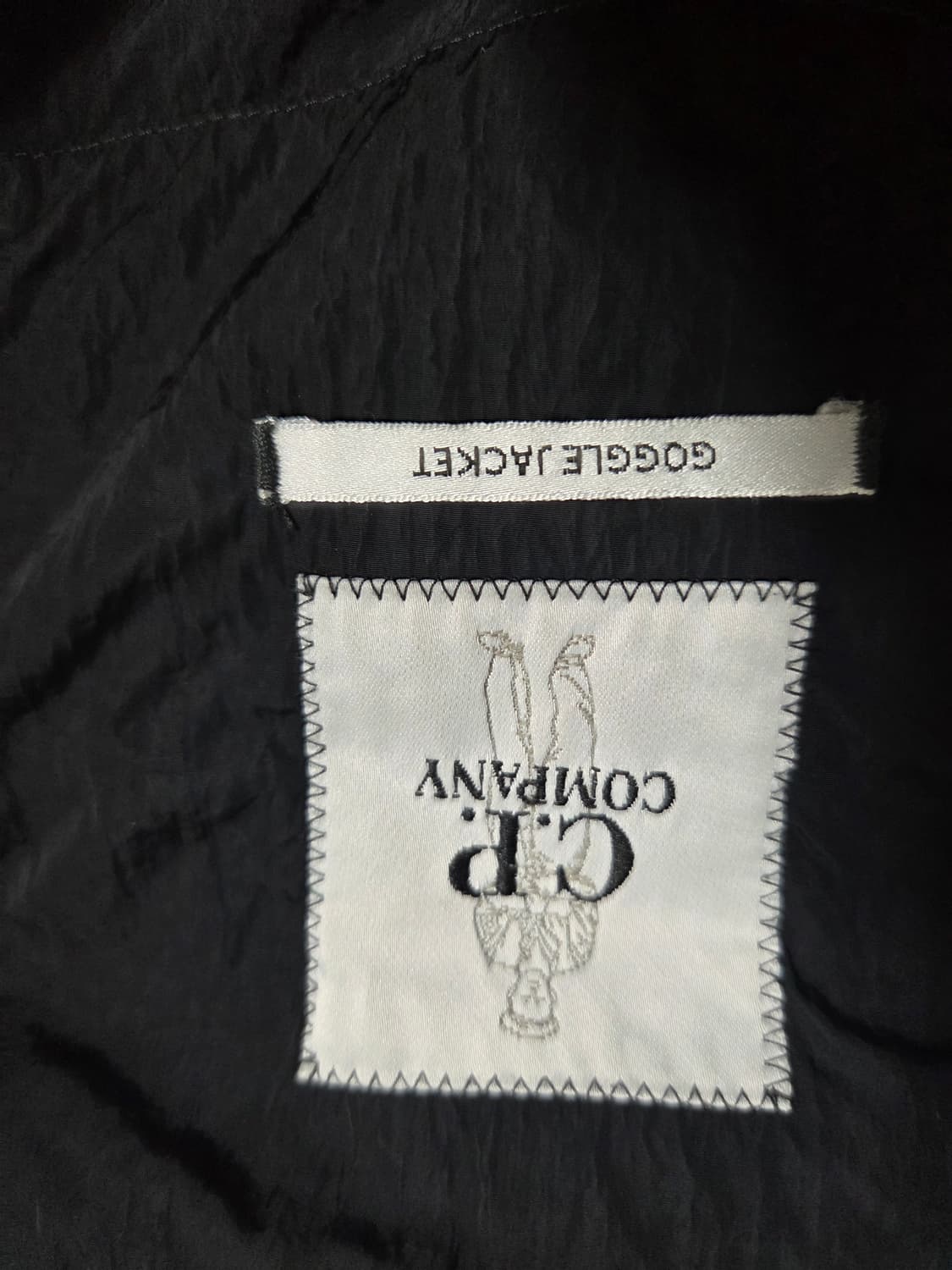 Cp컴퍼니 크롬R  고글 후드 패딩 XL 상품이미지5