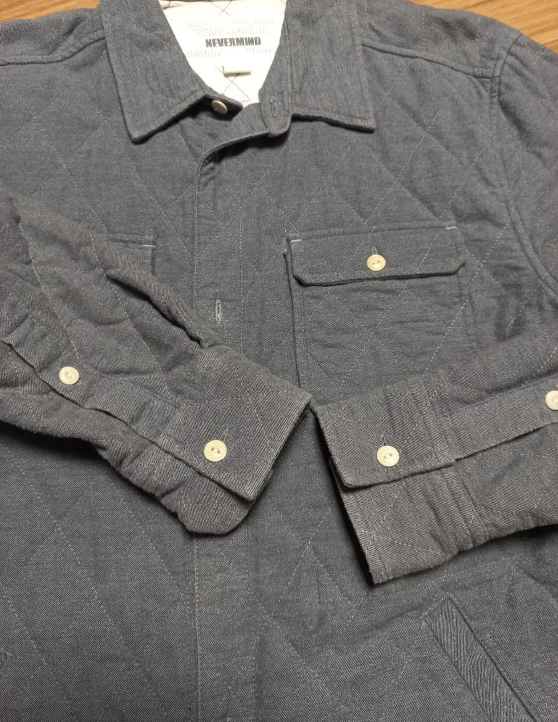 [M] 네버마인드 그레이 퀼티드 셔츠 상품이미지7