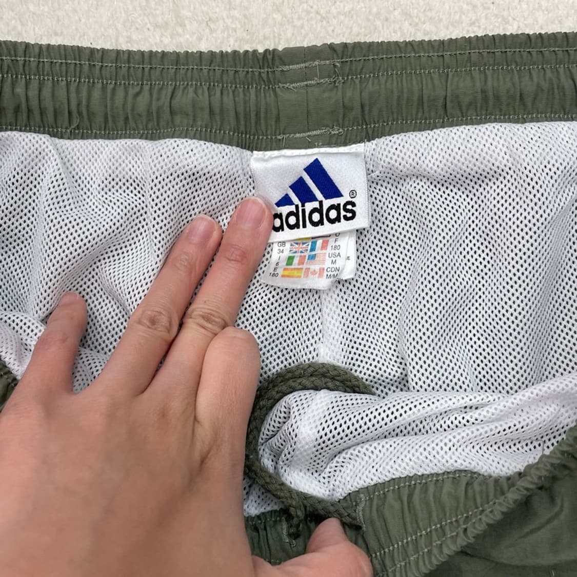 ADIDAS 우븐 트랙팬츠 카키 상품이미지5
