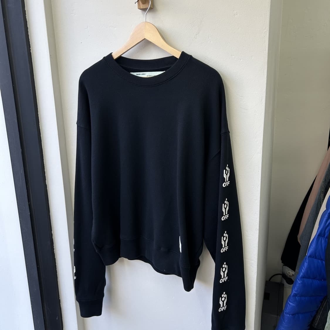 15924 - 오프화이트 스웻셔츠 상품이미지2