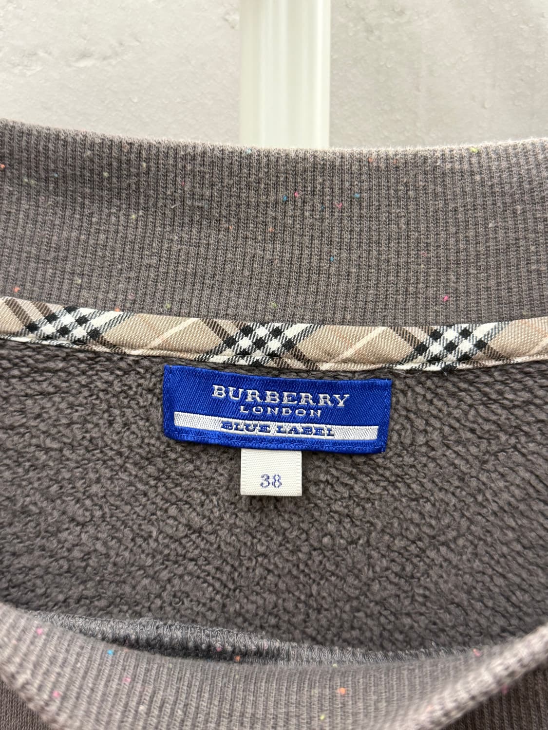 빈티지 버버리 블루라벨 오프숄더 맨투맨 38 상품이미지4