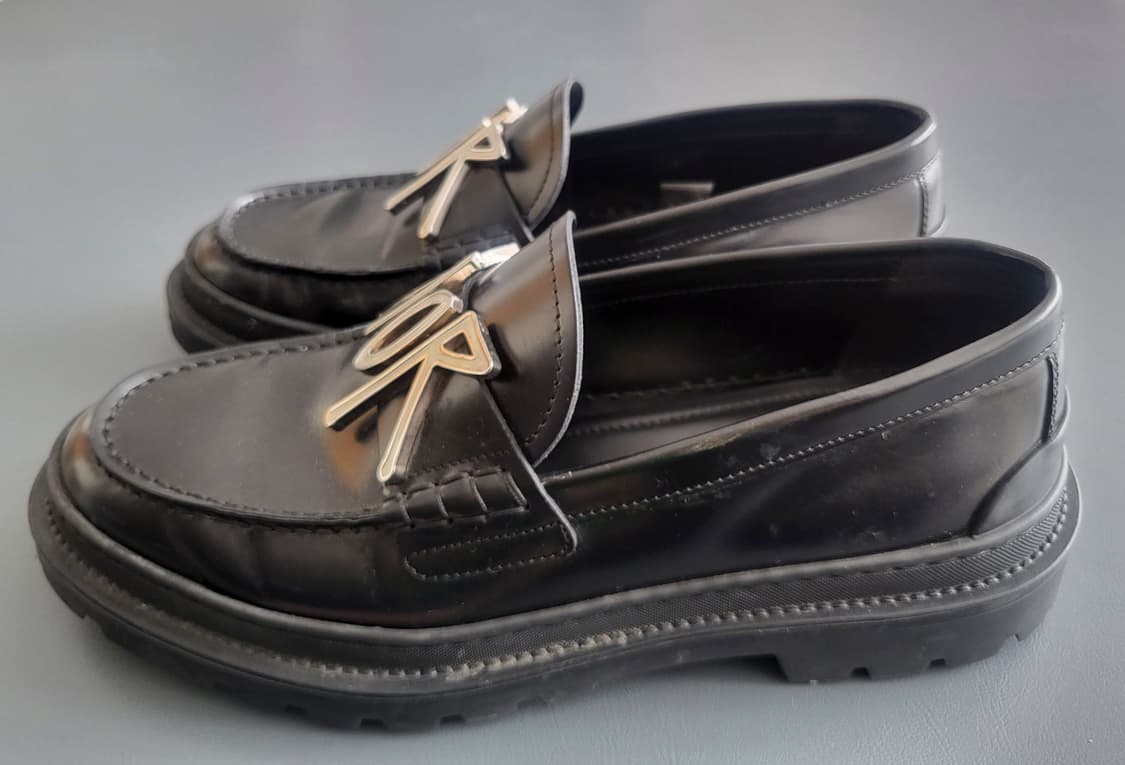 디올 x 스투시 익스플로러 로퍼 상품이미지3