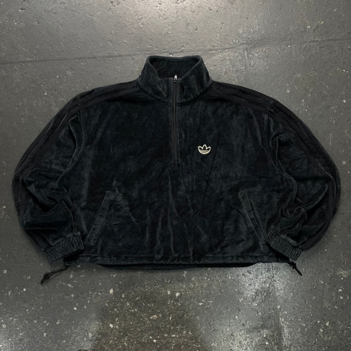 90 아디다스 벨벳 크롭 반집업 상품이미지1