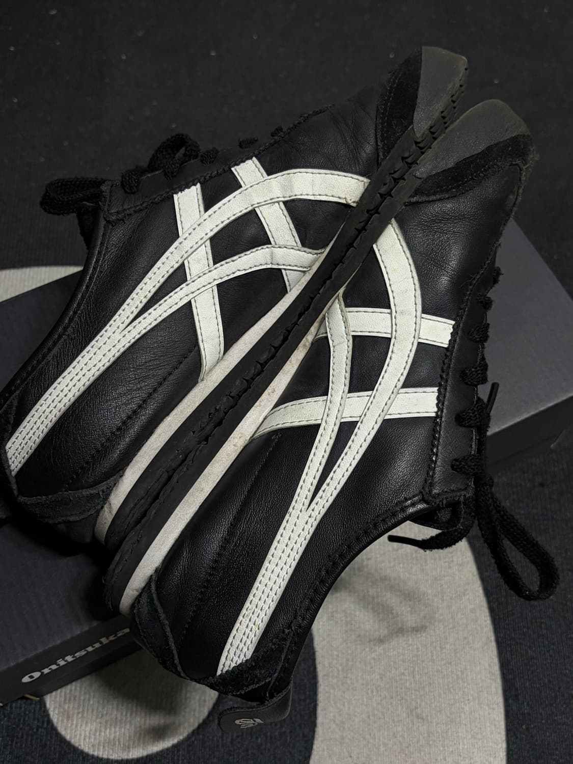 오니츠카타이거 블랙 39 상품이미지4