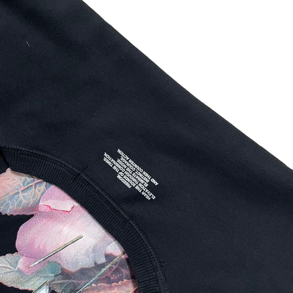 언더커버 GU 맨투맨 상품이미지5