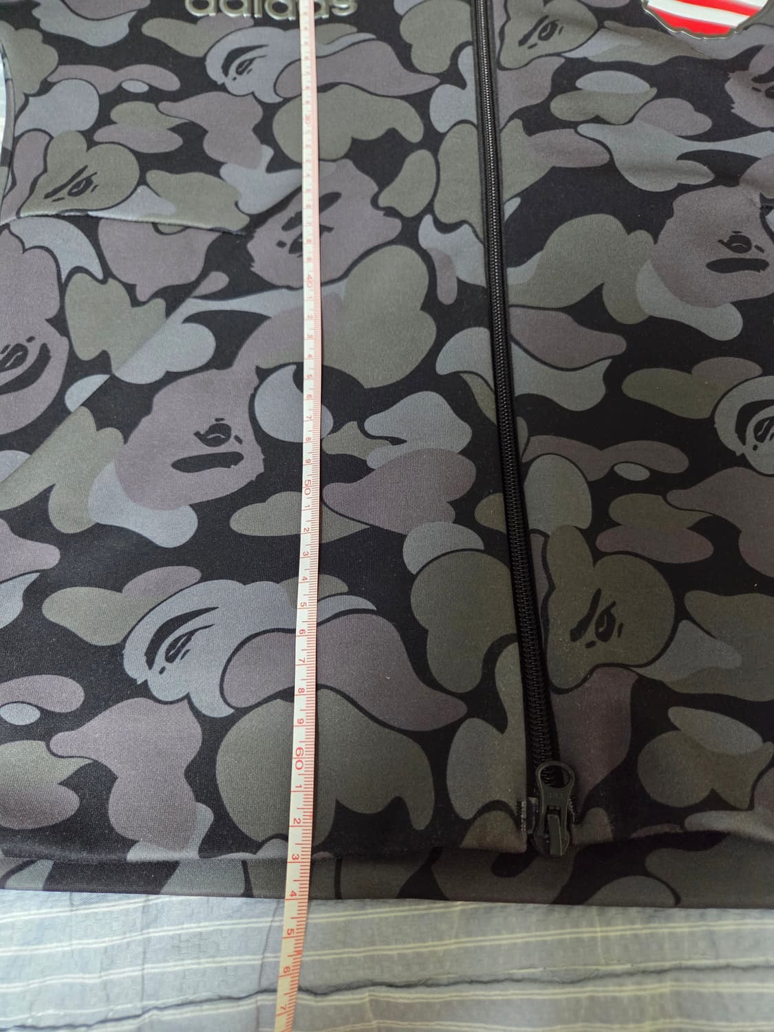 베이프×아디다스 콜라보 성조기샤크후드집업 새상품급 상품이미지10