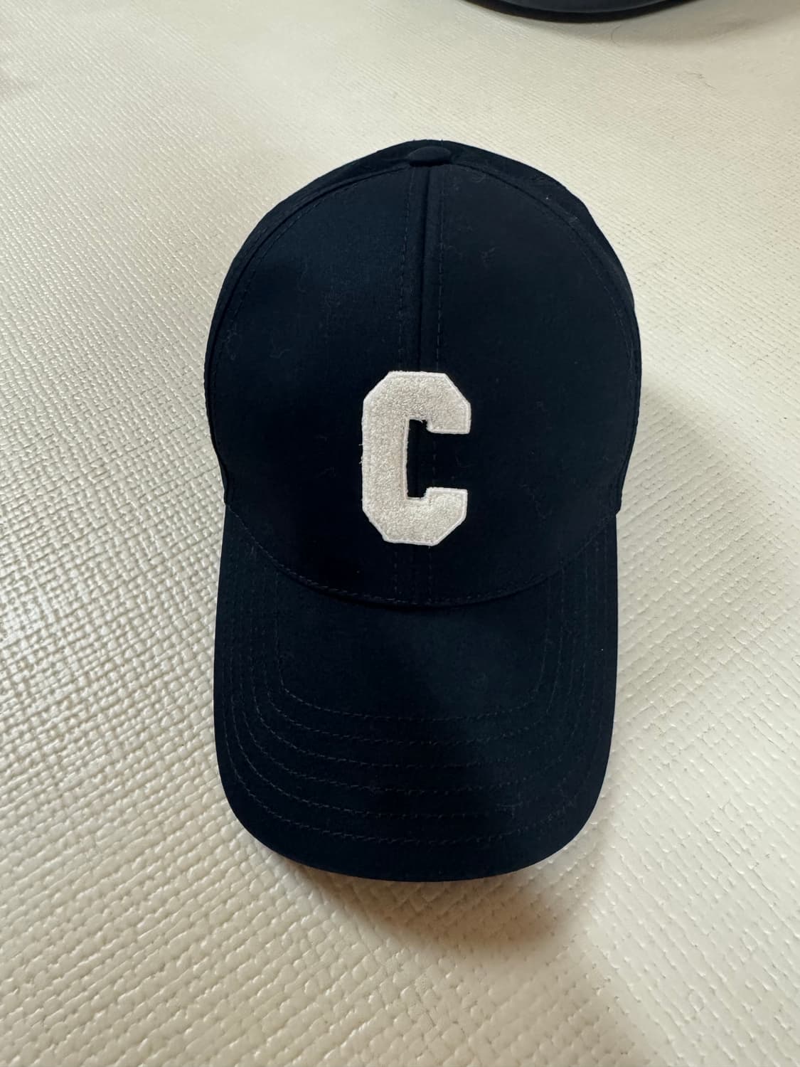 셀린느 모자 볼캡 팝니다 상품이미지1