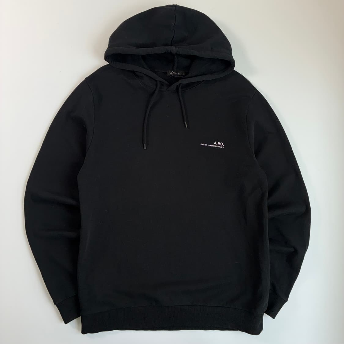 A.P.C  아페쎄 스몰로고 코튼 블랙 후드티  상품이미지2