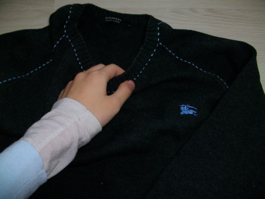 버버리 블랙라벨 스티치 니트 상품이미지2