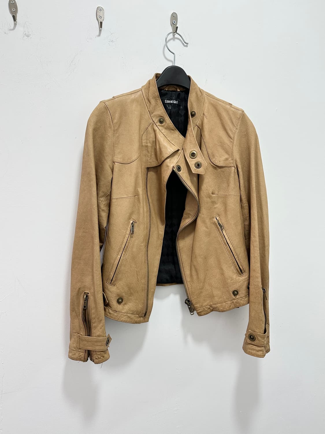 Spiral Girl asymmetric zipper pigskin le 상품이미지6