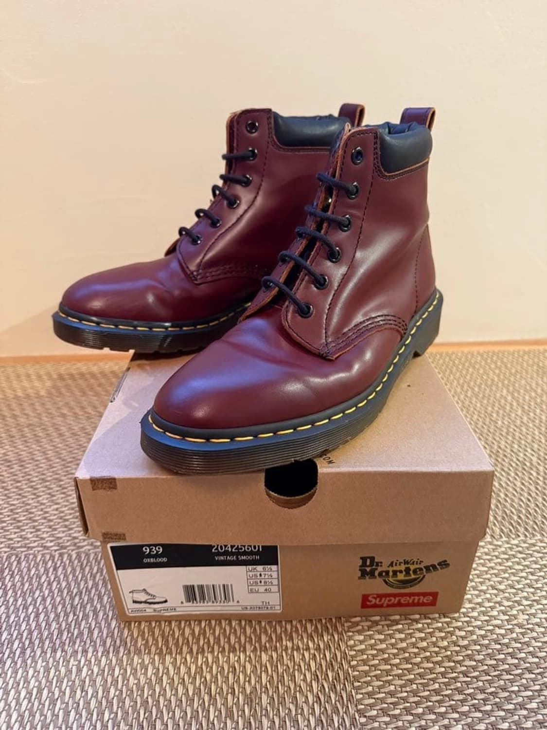 15FW 닥터마틴 x 슈프림 939 6홀 부츠 옥스블러드 255 상품이미지1