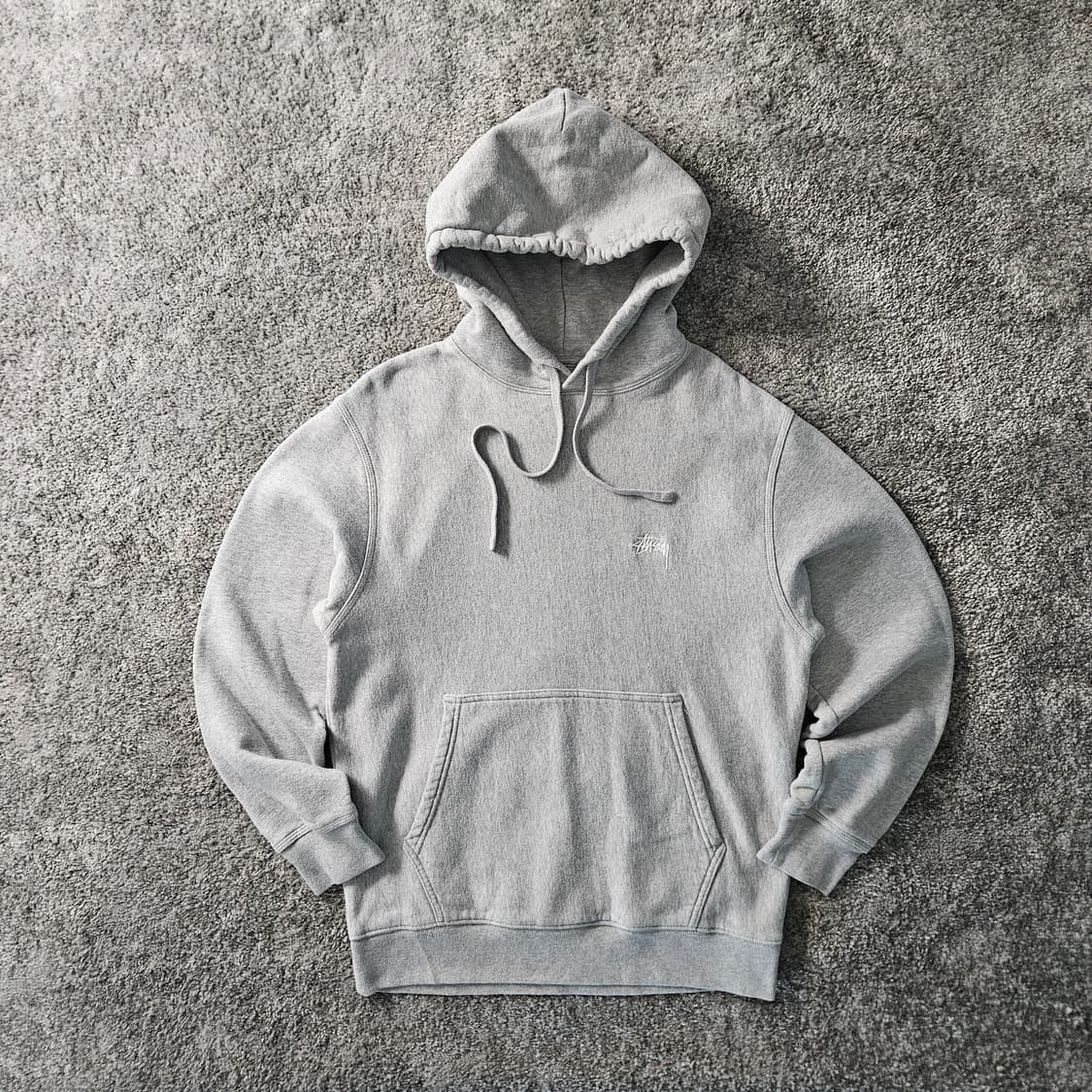 [무료배송] 스투시 그레이 후드티 상품이미지1