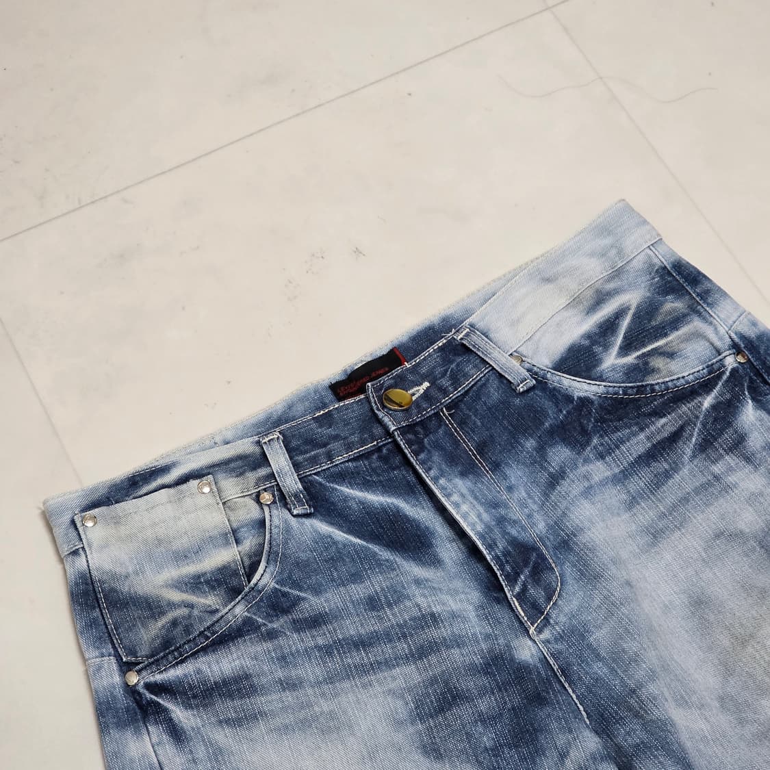 34) 리바이스 에비수 엔지니어드 스톤워싱 데님 쇼츠 상품이미지4