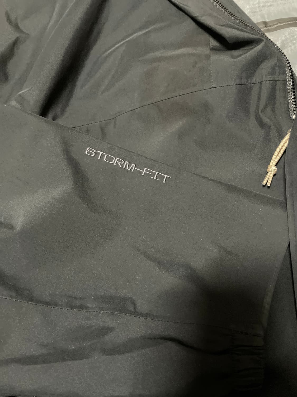 나이키 ACG 스톰 핏 방수 자켓 바람막이 상품이미지3