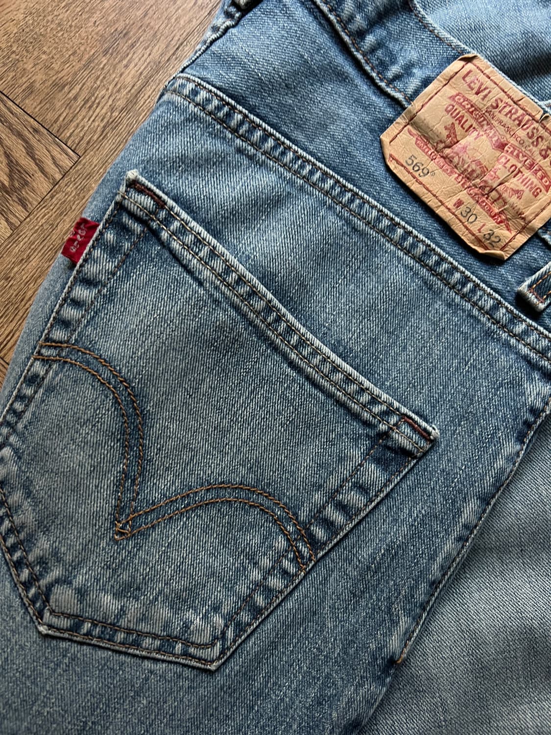 [30]00's 리바이스 569 빈티지 워싱 와이드핏 데님 팬 상품이미지5