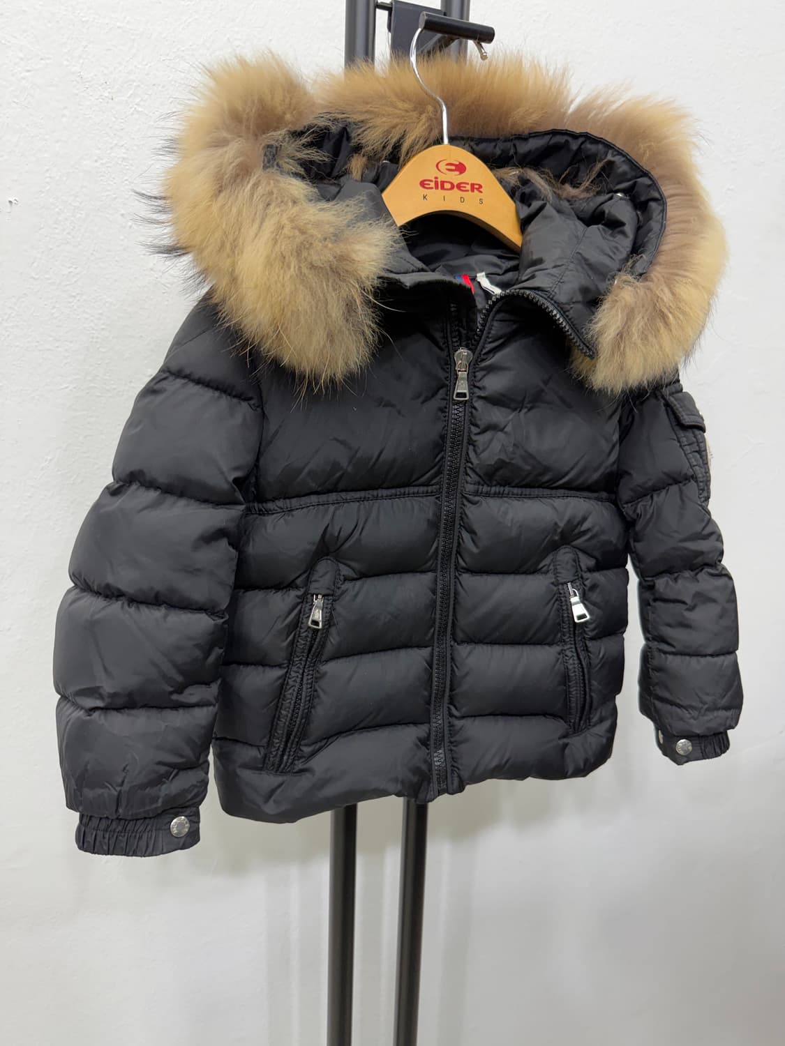 정품) 몽클레어 키즈 뉴바이런 패딩 점퍼 퍼 후드 4Y 상품이미지2