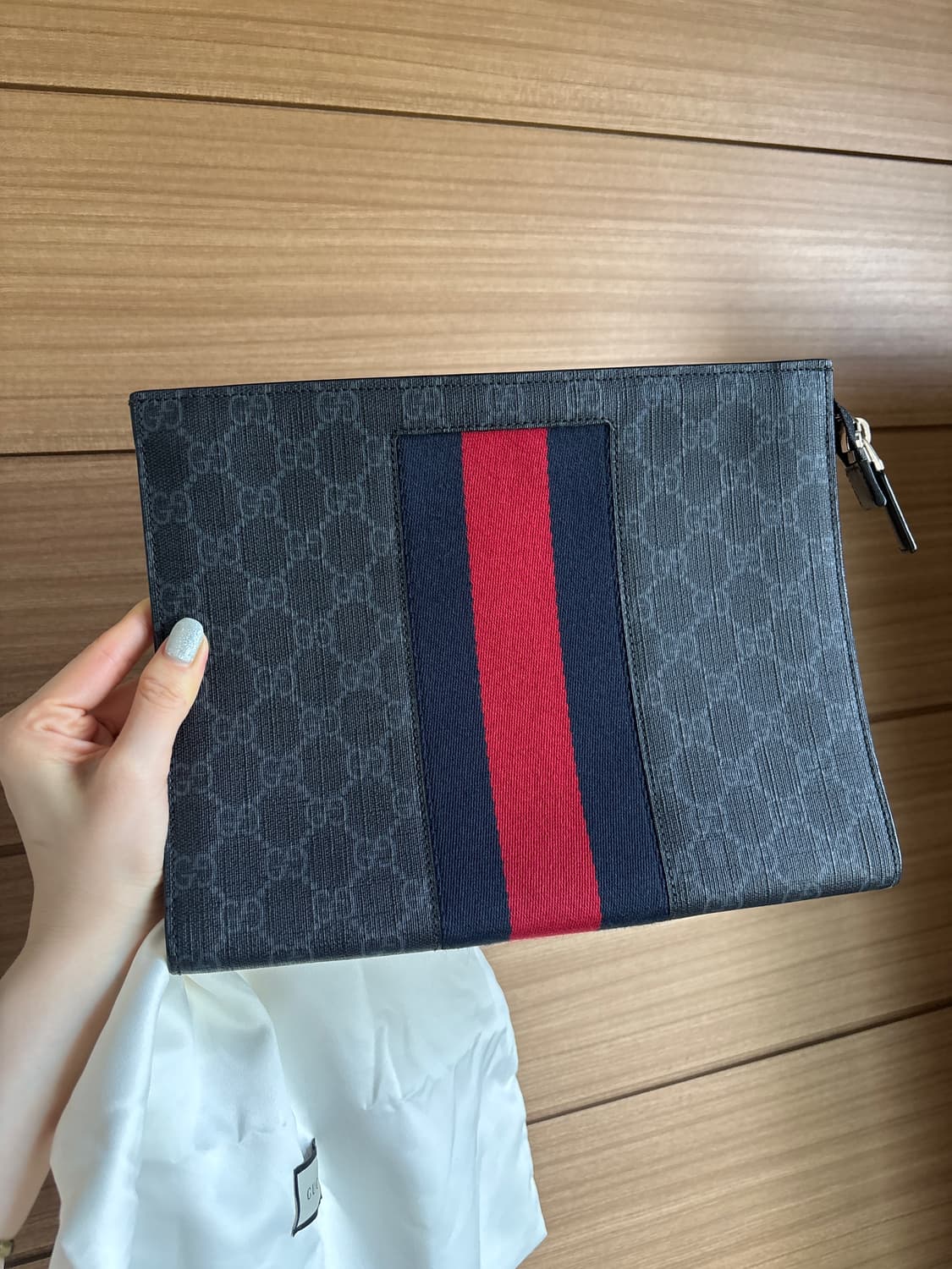 구찌 GG 수프림 클러치백 상품이미지2