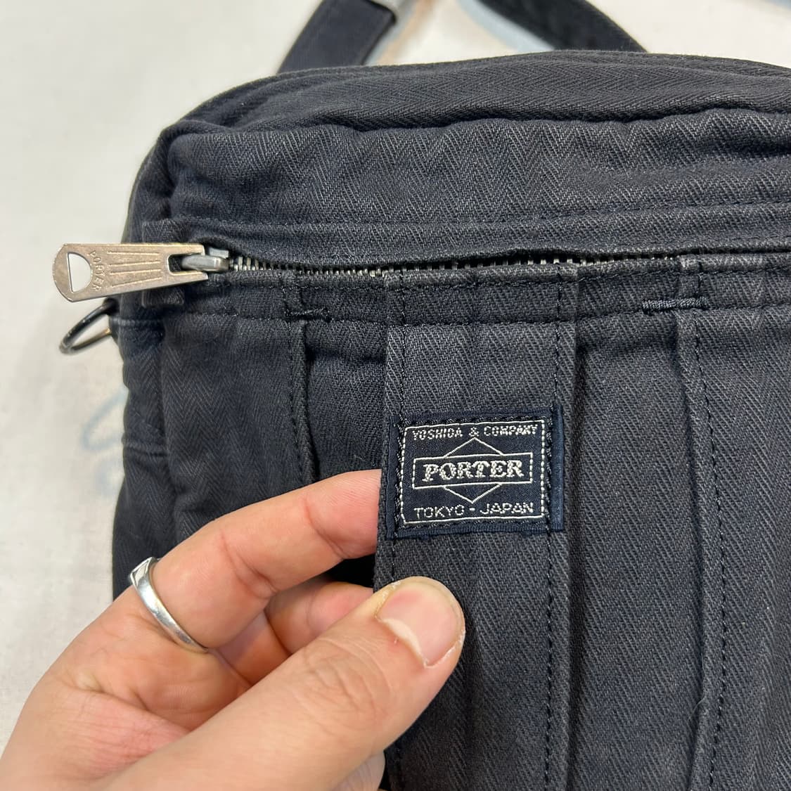 요시다 포터 페이지 HBT 해링본 크로스백 숄더백 V11 상품이미지3