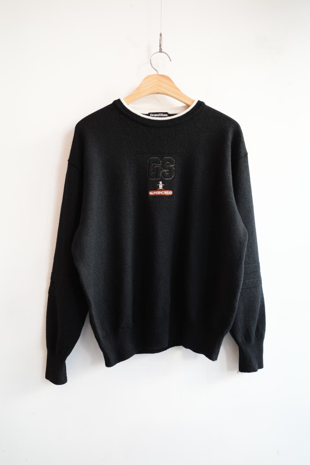 MUNSINGWEAR 먼싱웨어 자수 울니트   상품이미지1