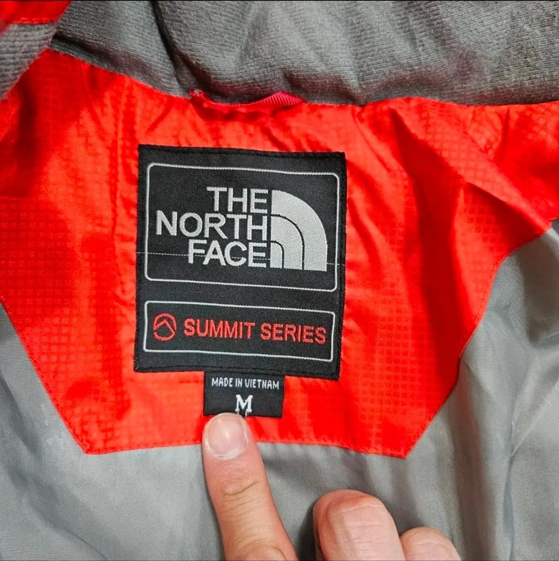 노스페이스 서밋시리즈 NO. 900 덕다운 패딩 상품이미지9